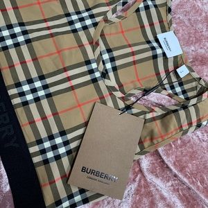 Burberry bra